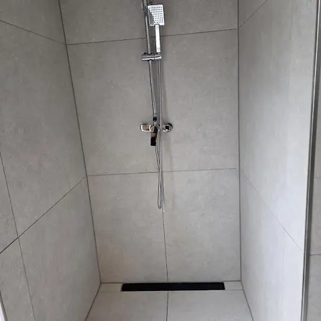 Monteur- &ferienwohnung - Zentral & Gemuetlich Apartamento *