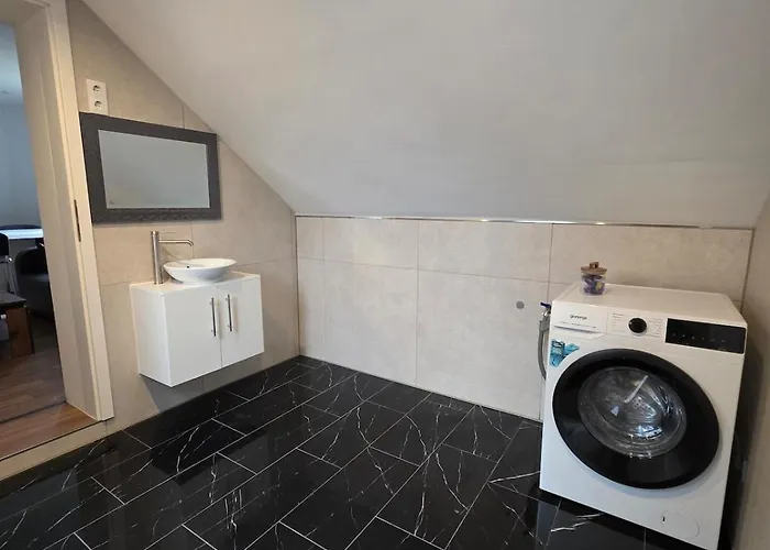 Daire Monteur- &ferienwohnung - Zentral & Gemuetlich *